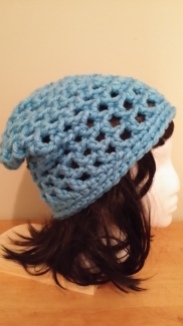 Woman's size blue hat. $15 plus $5.50 for shipping. Message me if you are interested